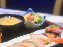 -家贺屋刺身寿司专门店