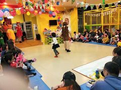 -红黄蓝成长中心(公益西桥校区)