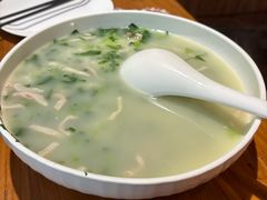-金枝玉叶上海人家食府(三里河店)