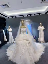点击看大图 -GRACE KELLY婚纱与礼服(北京店)