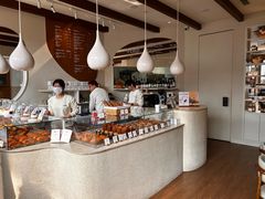 -VERIE BAKEHOUSE