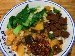 肉臊子干拌面-老白家面馆(测绘东路总店)
