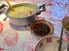 -耙吉吉川味小酒馆(本地人回头店)