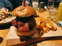 经典大汉堡-The Diner X餐厅(青岛万象城店)