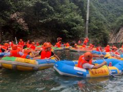 -安吉龙王山峡谷漂流