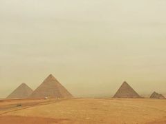 -吉萨金字塔群