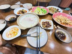 -叁煨蹄花·下饭盐帮菜(人民广场店)