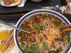 -云阿蛮云南生烫牛肉米线(奉贤路店)