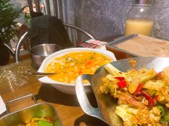 -神府路壹号·海鲜烧烤·砂锅粥·锅物(三坊七巷店)