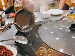 -屯老二农家铁锅炖·行业领军者(梅江店)