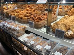 -胖东来生活广场(健康路店)