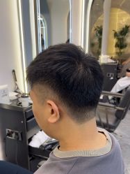 -苏奇发型·烫发染发