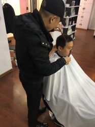 -88潮牌美发沙龙