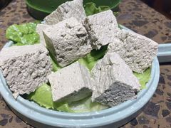 扶不起的阿斗手工黑豆花-椒香城门口重庆老火锅(宝安固戍店)