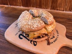 -Catch Bagel(芳草地店)