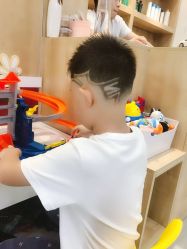 点击看大图 -奇怪的独角兽亲子理发沙龙