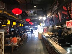 自助取餐区-八一好吃街·高品美食广场