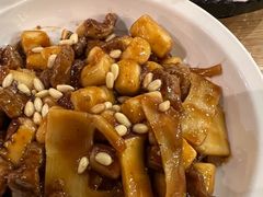 松子牛肉炒年糕-兔爸私家小厨(新北万达店)