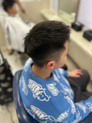 -PE SALON