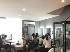 -ME觅妆·定制美妆·彩妆私教(菱角湖店)