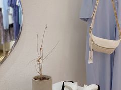 -nana showroom娜娜家服装店