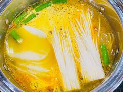 酸辣蔬菜锅-呷哺呷哺(西单大悦城店)