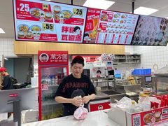 -万方圆拌粉瓦罐汤(恒茂华城店)