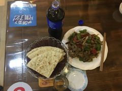 -萨宁音登锡伯风味餐厅(一楼店)
