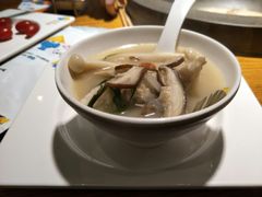 -咕嘟草帽鱼·牛奶一样的鲜鱼汤(天鹅湖万达广场店)