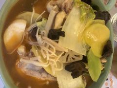 -满格嗦新疆椒麻鸡火锅.炒米粉(川大江安校区店)