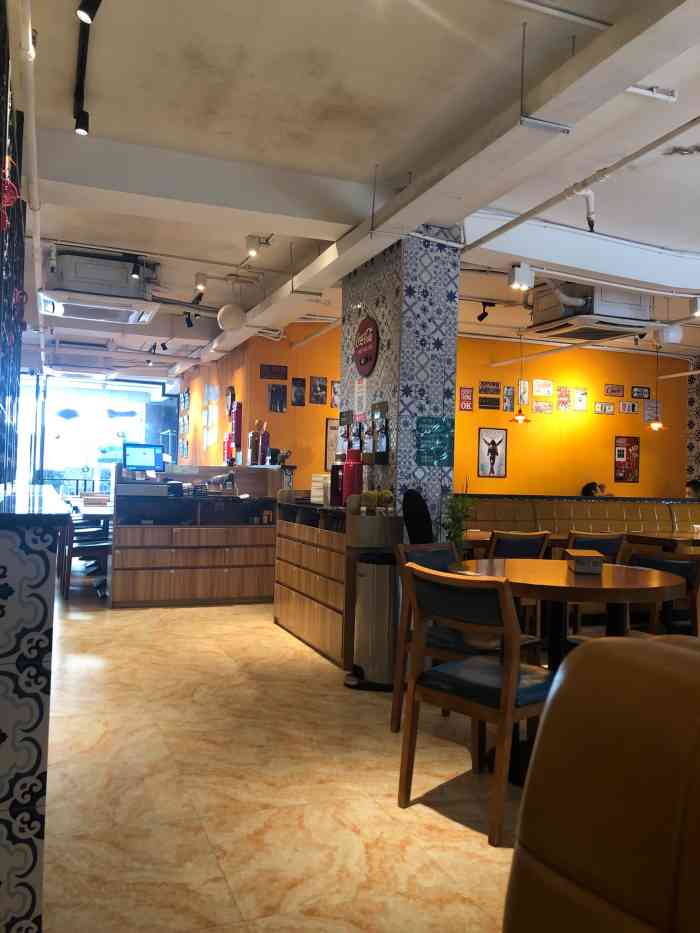 大三巴茶餐厅(金鼎店)-"最近刷圈都可以看到大三巴这家茶餐厅,于是.