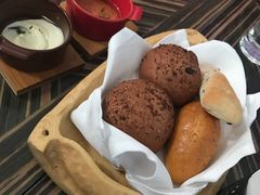 面包篮-小莫餐厅And More Restaurant西餐(北京展览馆店)