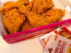 -BHC炸鸡(明洞总店)