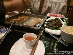 -百年川椒重庆老火锅(光谷店)