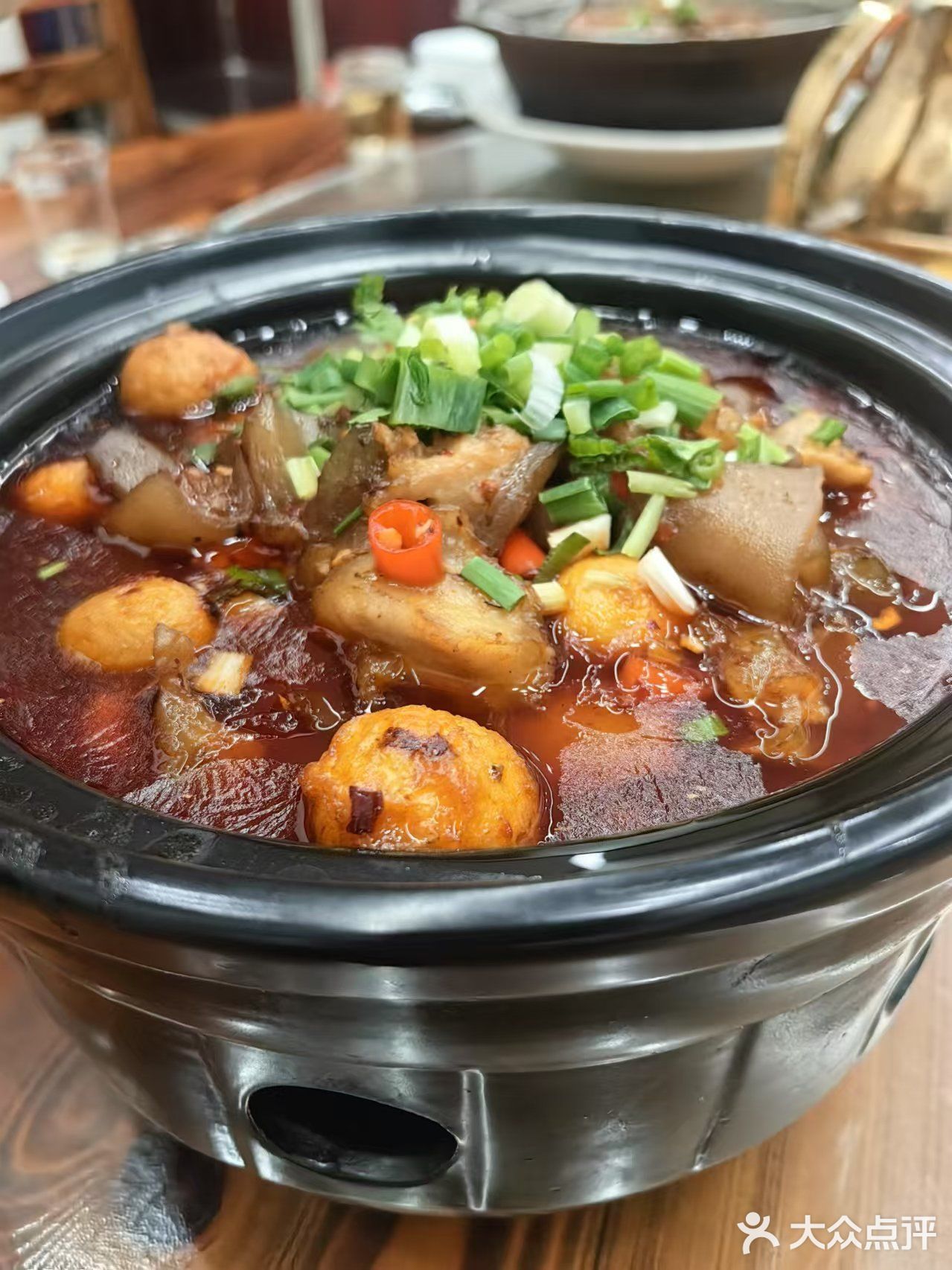 土菜馆就要找这种藏在巷子里的