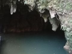 -怀托摩萤火虫洞