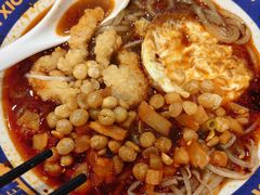 -魔都三兄弟·酸辣粉·小面炸串(虹桥万科店)