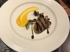 扒法国鲁吉鸭肝-恰餐厅及酒吧 CHAR Bar & Grill (北京丽都皇冠假日店)