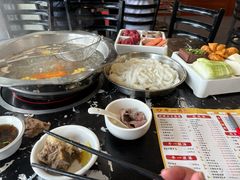 -牛一煲美食(江高店)