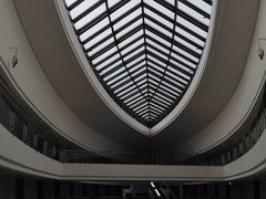 -上海滴水湖皇冠假日酒店