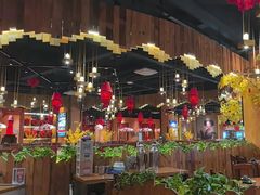 -老滇山寨•云南特色菜•地方菜•民族风情歌舞表演(金碧店)