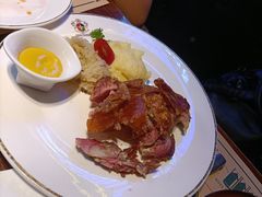 -马迭尔德式西餐精酿啤酒屋(中央大街店)
