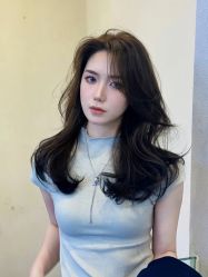 -安蒂护肤造型