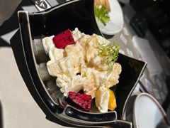 -穹六人间 people 6(岳阳路店)