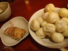 -佬钱湾仔(衣裳街店)