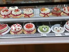 -花花卷卷·鲜食蛋糕(静安久光百货店)