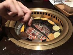 -山川小町·极番烧肉(新地假日广场店)