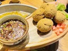 -野山舂·贵州现舂酸汤牛肉(东山店)