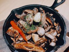 橄榄油香煎蘑菇-TIAGO HOME KITCHEN(王府中环店)