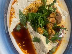 -冯烫烫跷脚牛肉·川菜小馆(武胜西街店)